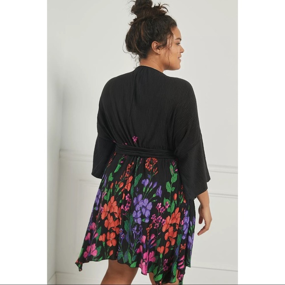 Anthropologie Gabrielle Floral Plisse Robe - NWT - SZ 1X/2X - Picture 3 of 13